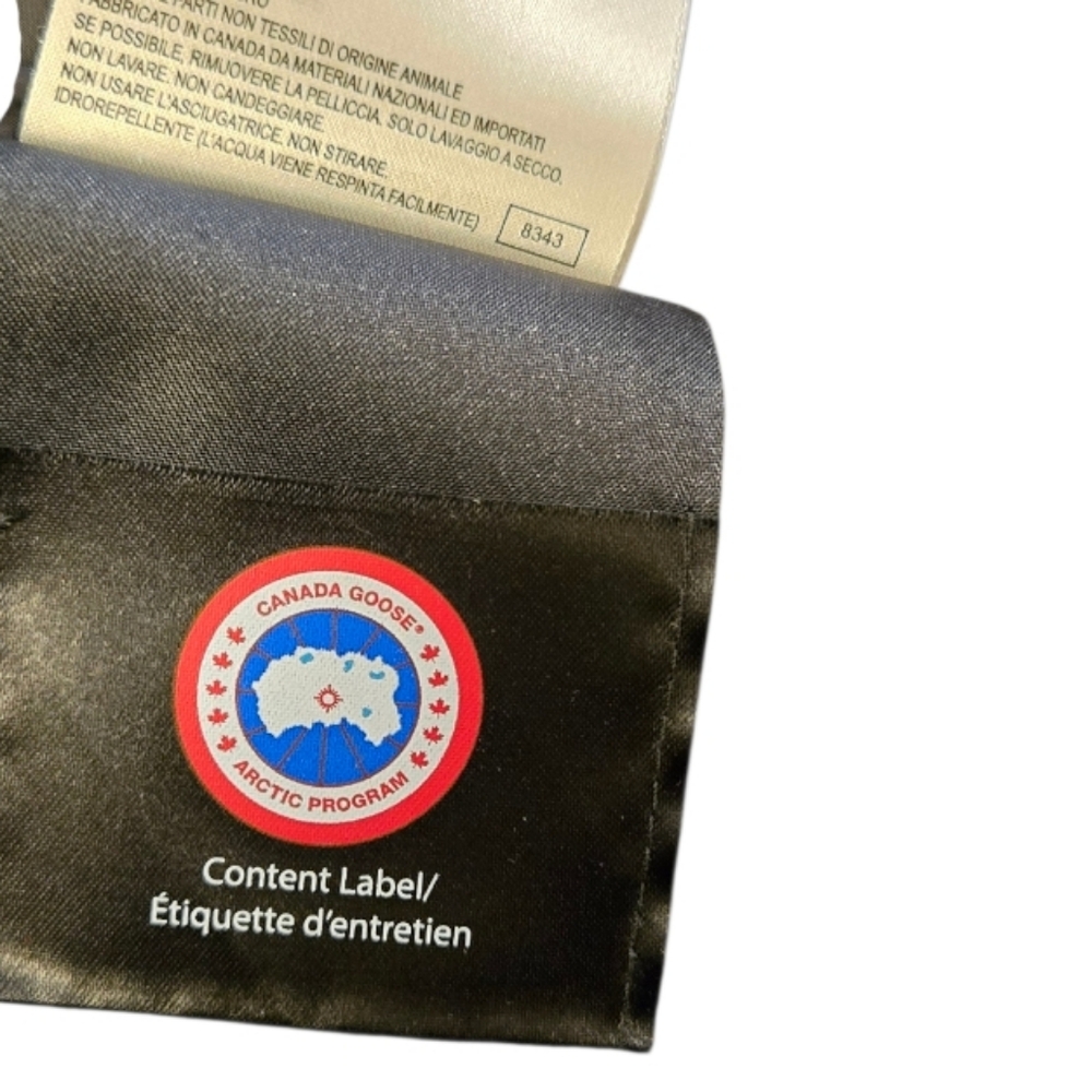 Canada Goose Black Parka with Fur Trim Sz L - Picture 10 of 13
